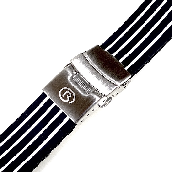 18mm VOSTOK Armband aus Silikon, schwarz mit weißen Streifen PUS05-18mm